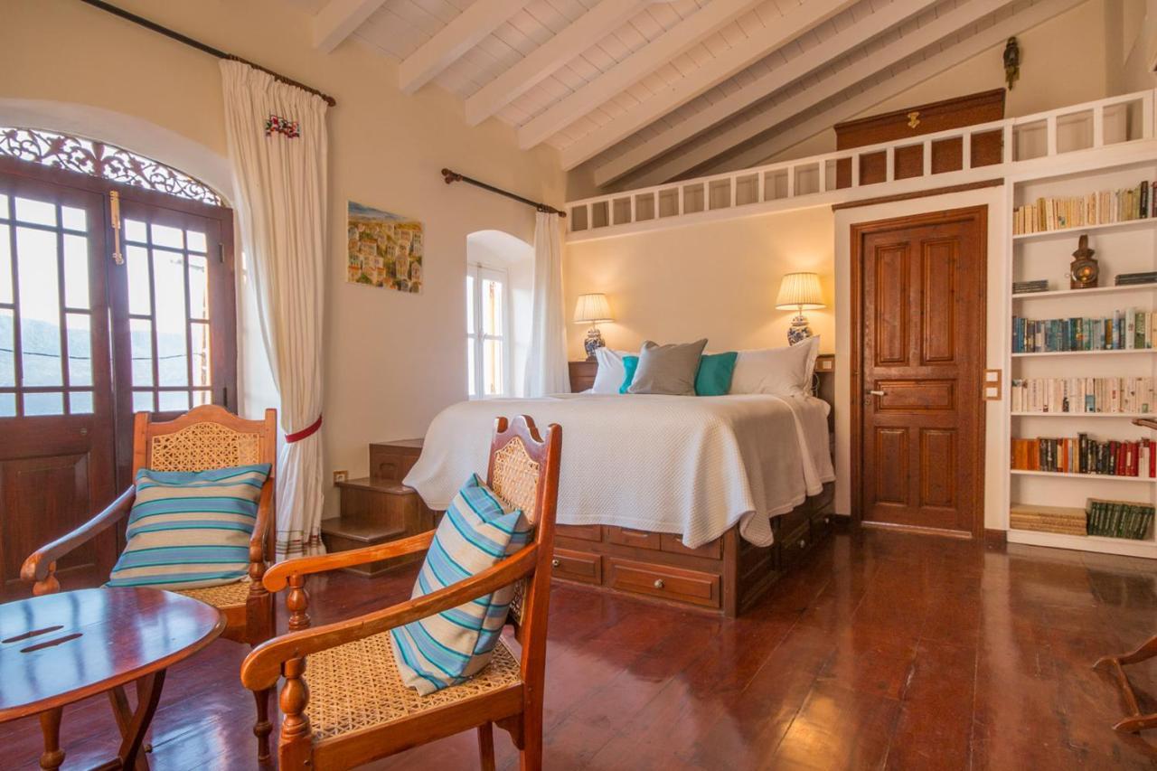 Hotel Emporio Simi Zewnętrze zdjęcie